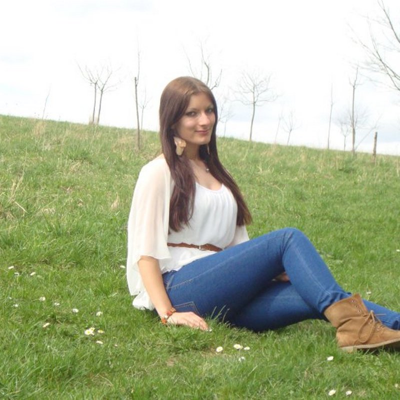 Genesis 30 Escort Charlbury
