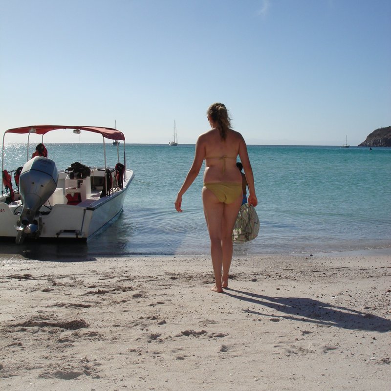 Trina 24 Escort Garlinge