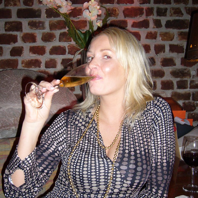Ludmilla 34 Escort Cowley