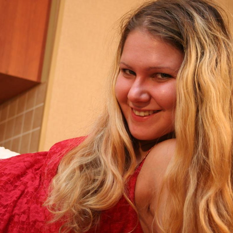 Anne 23 Escort girl Oban