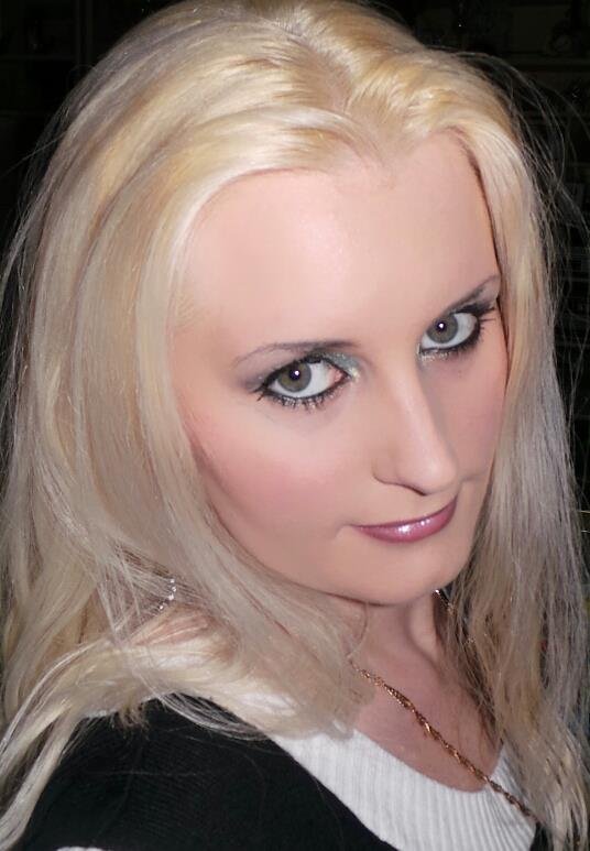 Melissa 34 Meet escort Llangefni