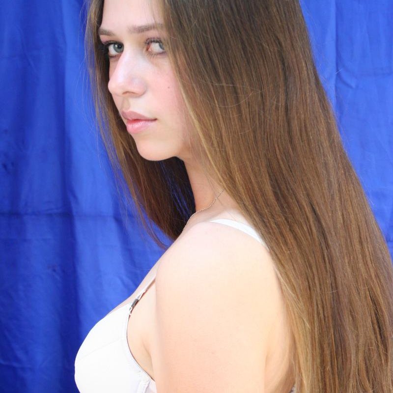 Ariane 34 Escort Northfleet