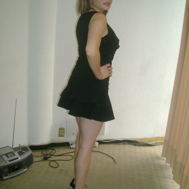 Leann 30 Escort Darvel