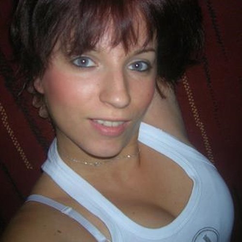 Haley 25 Escort Abergavenny